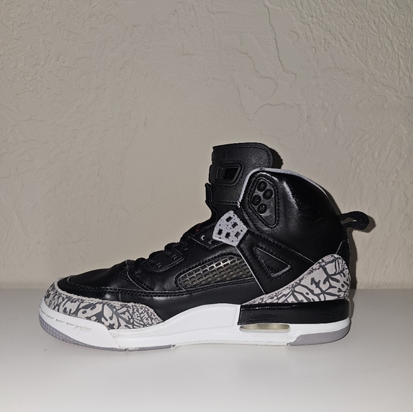 Jordan Spizike size 4.5 - Picture 1 of 15